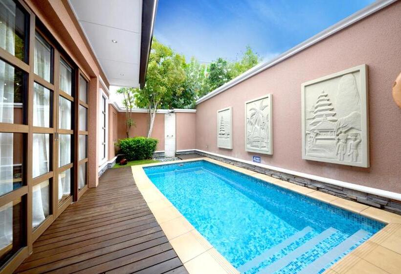 جناح ديلوكس, Lexis Port Dickson