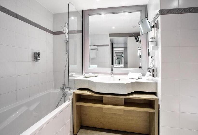 Полулюкс, Mercure Toulouse Aéroport Golf De Seilh