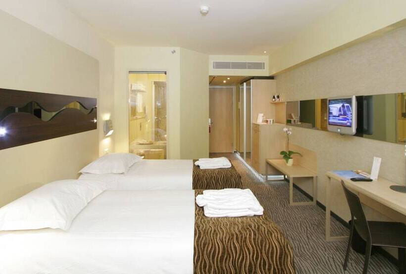 Номер Deluxe, Richmond Nua Wellness Spa   Adult Only
