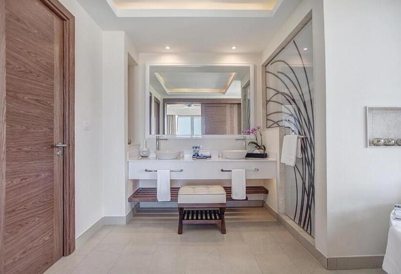 سوئیت جونیور کلوب با چشم‌انداز دریا, Royalton Saint Lucia, An Autograph Collection - All Inclusive Resort