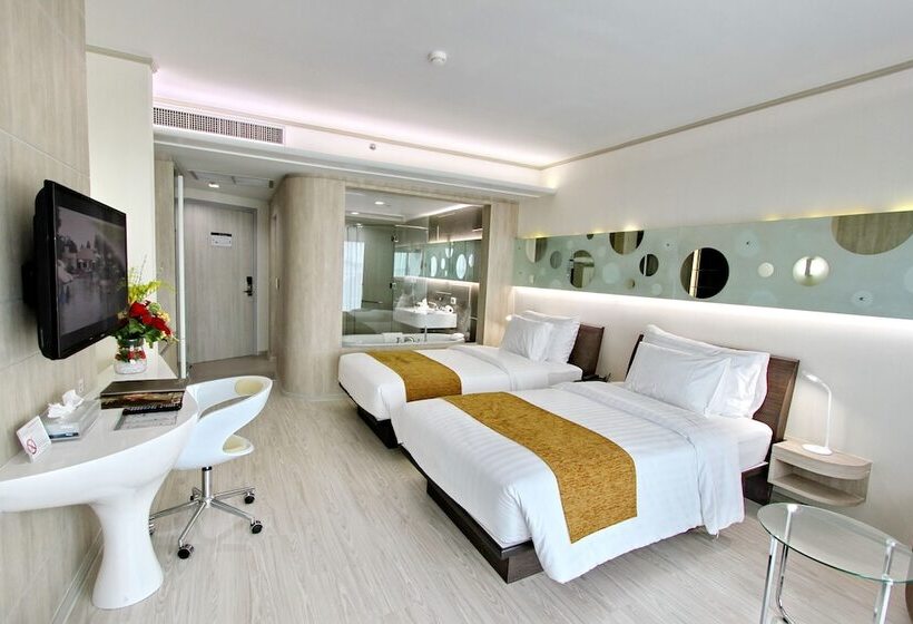 수피리어 룸, Pattaya Discovery Beach Hotel   Sha Extra Plus