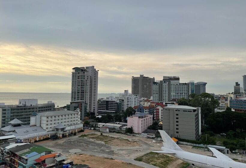 디럭스 룸, Pattaya Discovery Beach Hotel   Sha Extra Plus