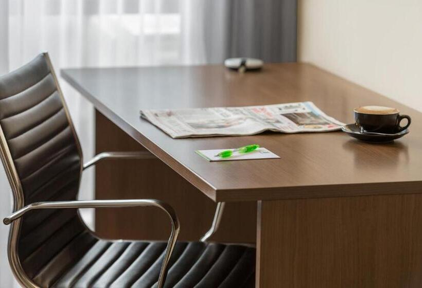 Стандартный Номер Кровать Кинг, Holiday Inn Auckland Airport, An Ihg