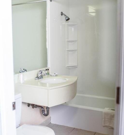 Номер Стандартный Кровать Куин, Ogunquit Hotel And Suites