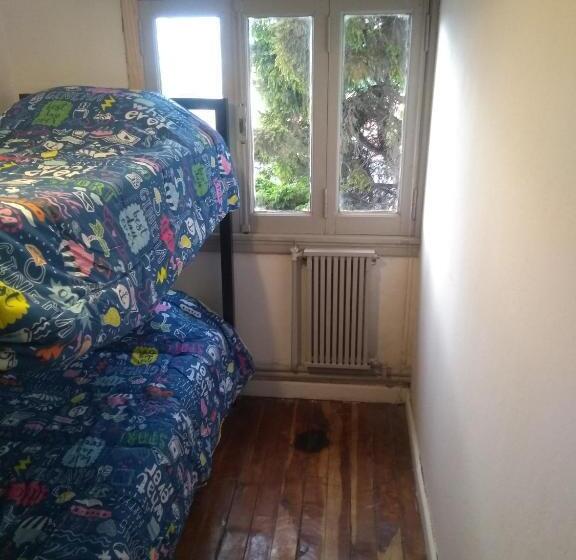 带共用浴室的标准房间, Temiscira Hostel