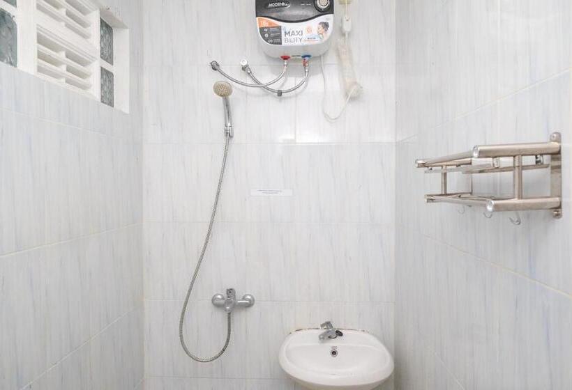 Номер Deluxe, Reddoorz Syariah At Griya Merbotan Demak