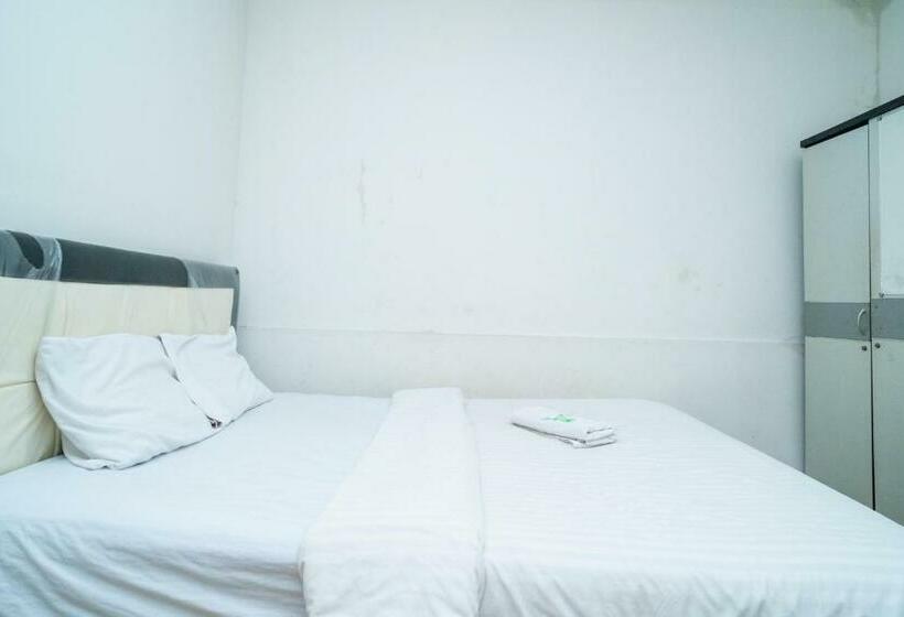 Номер Стандарт, 77 Guest House Serpong Mitra Reddoorz