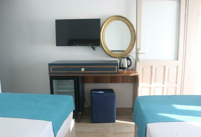 غرفة قياسية ثلاثية, Urga Butik Otel & Restaurant