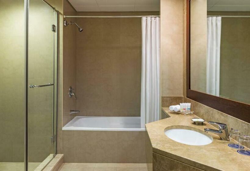 Люкс 3 Спальни, Four Points By Sheraton Sheikh Zayed Road