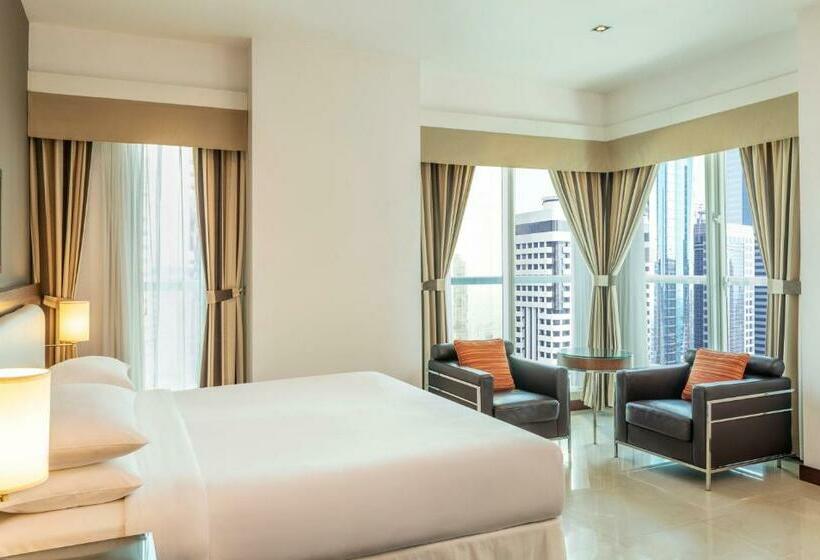 Номер Deluxe Кровать Кинг с Видом, Four Points By Sheraton Sheikh Zayed Road