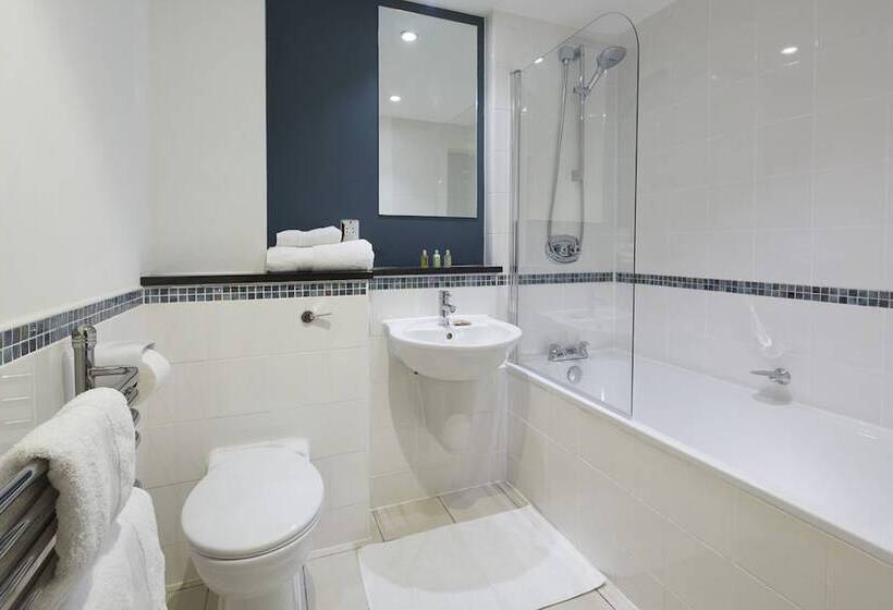 Апартаменты 1 Спальня, Marlin Apartments London City   Queen Street