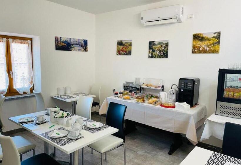家庭间, B&b With Pool La Montaldina Piemonte