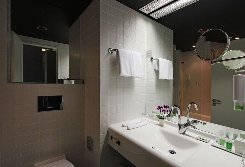 Номер Комфорт, Arcotel John F Berlin