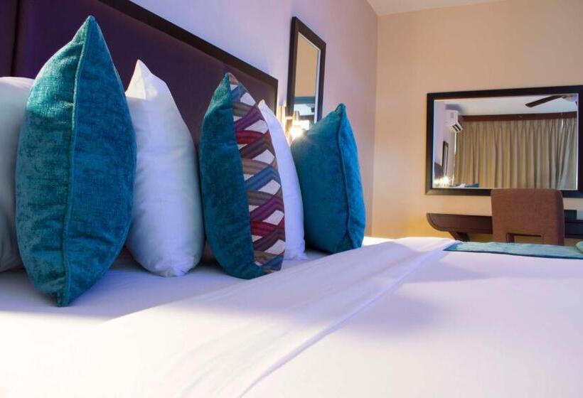 Номер Стандарт Двуспальная Кровать, Best Western Plus Accra Beach