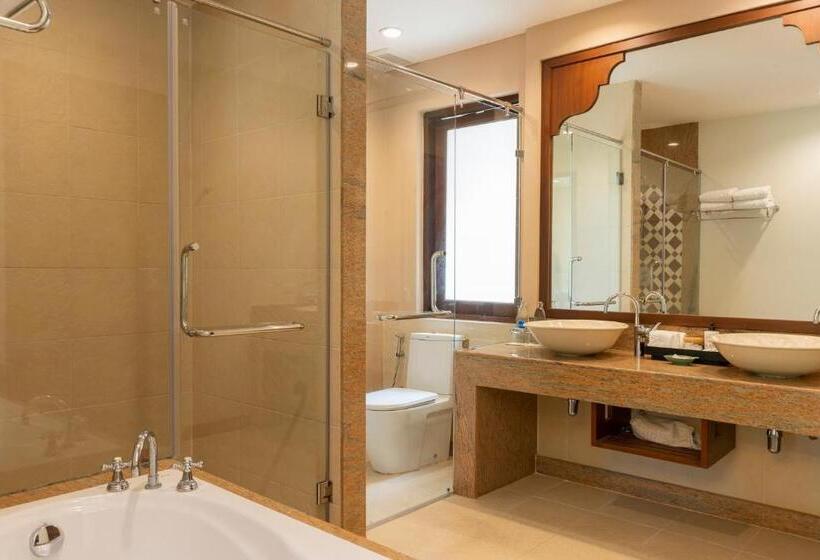 Вилла 2 Спальни Вид на Море, Ravindra Beach Resort & Spa   Sha Extra Plus