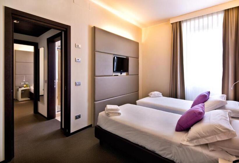 Семейный Номер, Th Assisi   Hotel Cenacolo