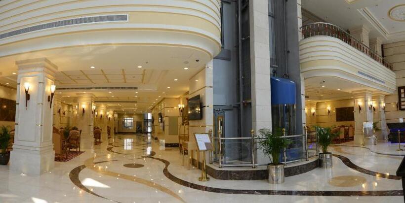 Номер Стандарт Трехместный, Al Waleed Tower