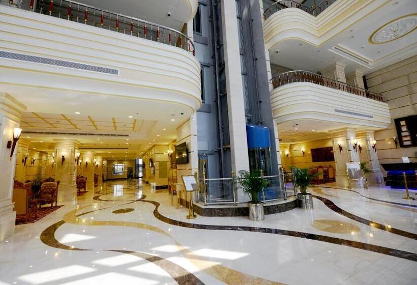 Четырехместный Номер Стандарт, Al Waleed Tower