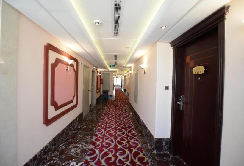 Четырехместный Номер Стандарт, Al Waleed Tower