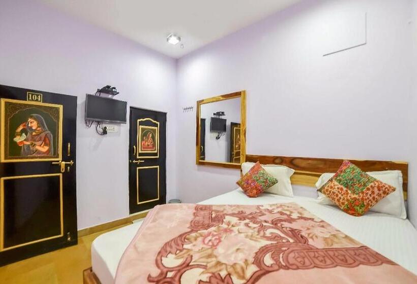 豪华房间, Shanti Home