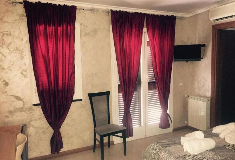 Номер Стандарт, Villa Flora