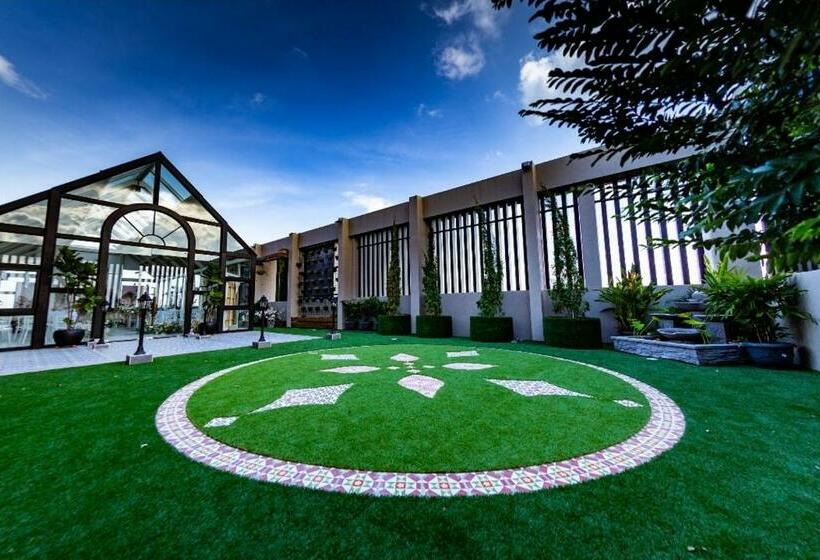 Номер Superior, D Elegance Grand Bandar Seri Alam