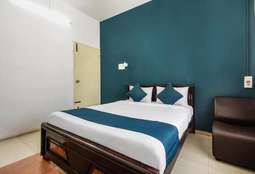 اتاق استاندارد با بالکن, Vaccinated Staff  Silverkey Executive Stays 78621 Second D Residency