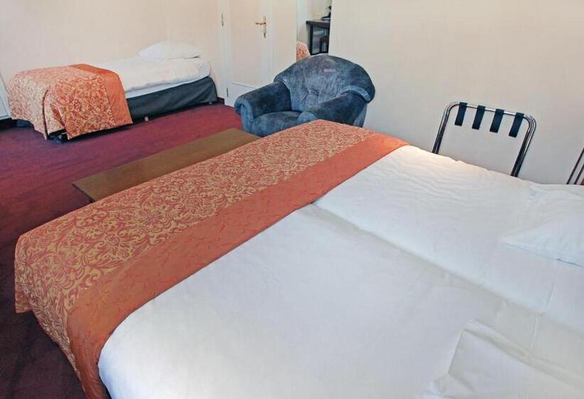Номер Стандарт Трехместный, Logis Hôtel Le Menobu