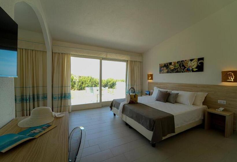 舒适三人间, Gh Santina Resort & Spa