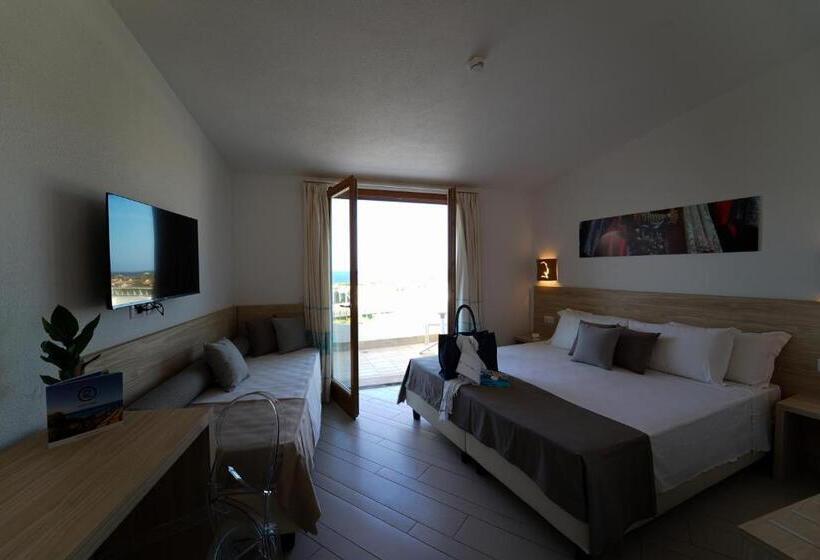 舒适三人间, Gh Santina Resort & Spa