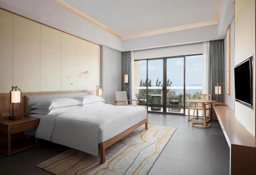 Номер Deluxe Кровать Кинг, Sheraton Maoming Romantic Beach Resort