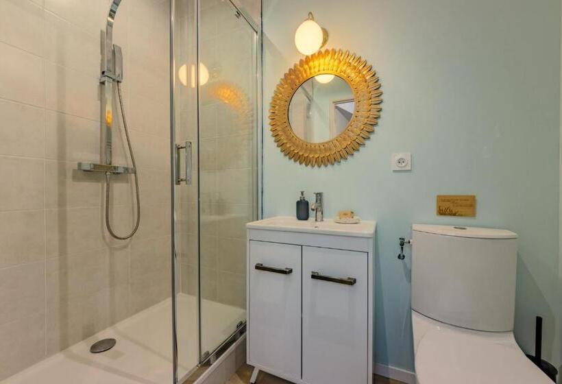 Номер Deluxe, L Oliveraie D Eurocentre   Toulouse Nord