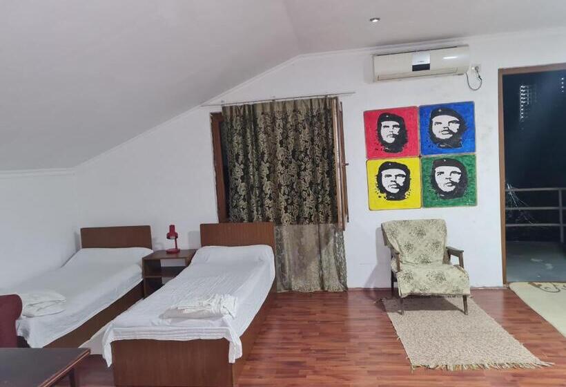 ファミリールーム, Merabi Guest House