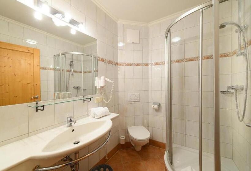 Семейный Номер, Wander  Und Familienhotel Erika