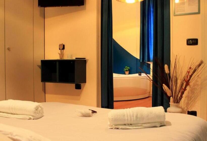 标准间带漩涡浴缸, Bracco Rooms & Suites
