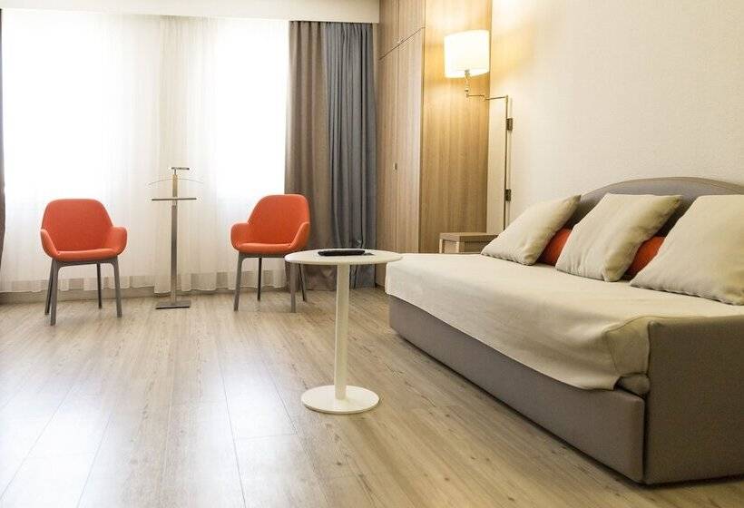 Полулюкс, Best Western Plus Ajaccio Amiraute