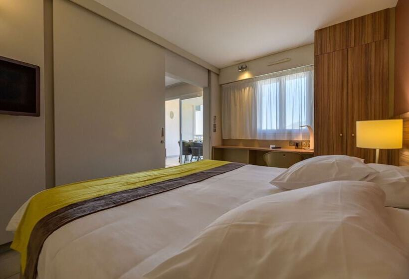 Люкс 3 Спальни, Best Western Plus Ajaccio Amiraute