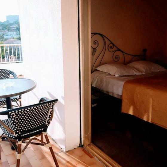Номер Стандарт, Hôtel Restaurant Brasilia