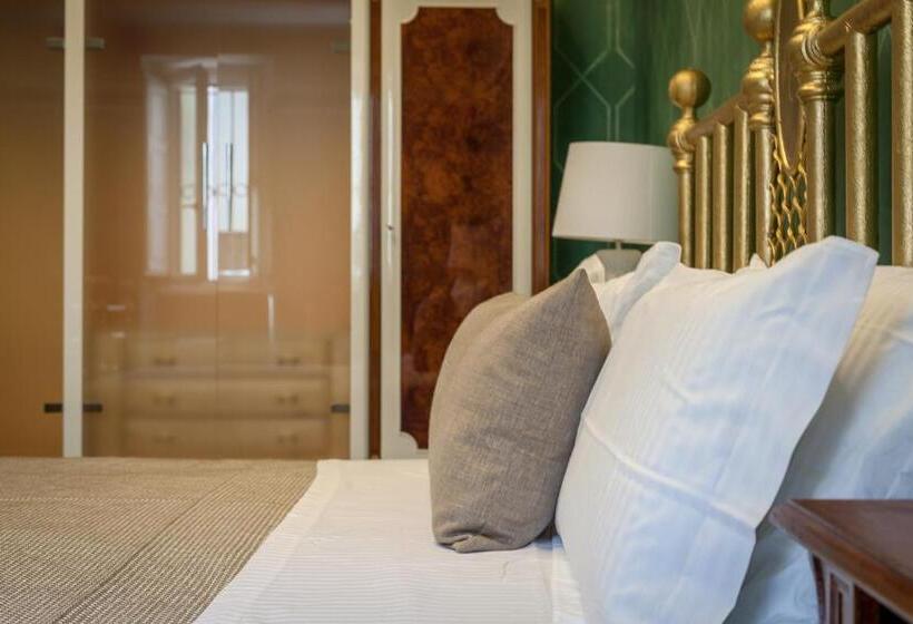 Люкс Кровать Кинг, Coclee Suite Palace