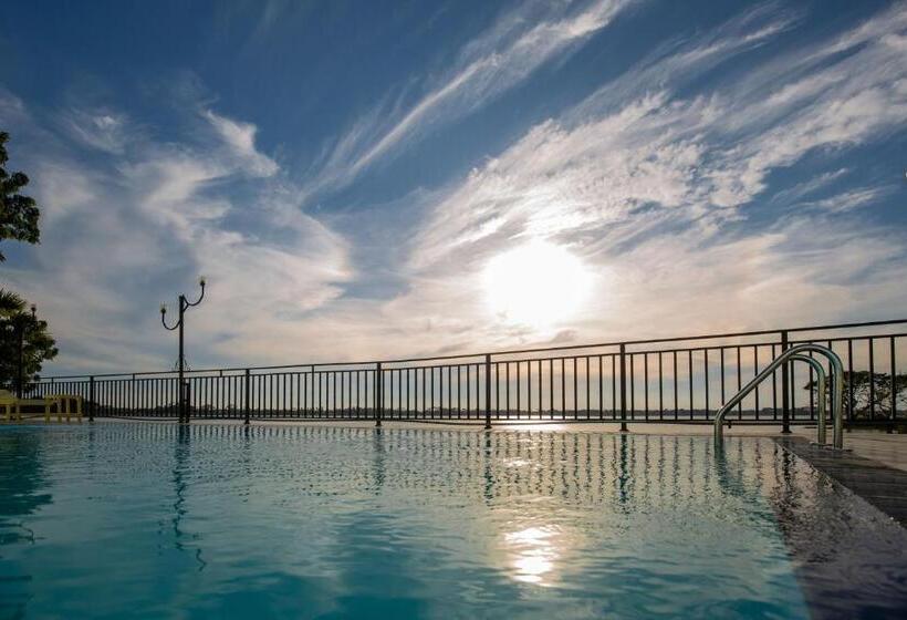 스탠다드 트리플 룸, Olu Villa Resort