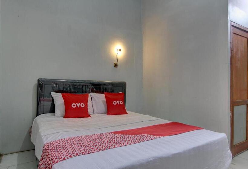 Номер Стандарт, Capital O 91690 Moza Guest House