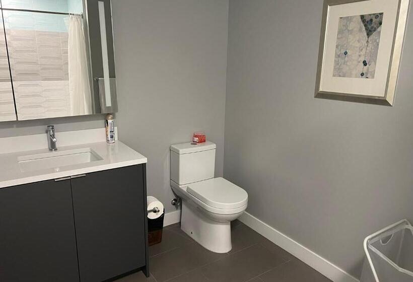Студия Стандарт, Stayspro   Hollywood Homes Minutes To Everything Spacious And Free Parking