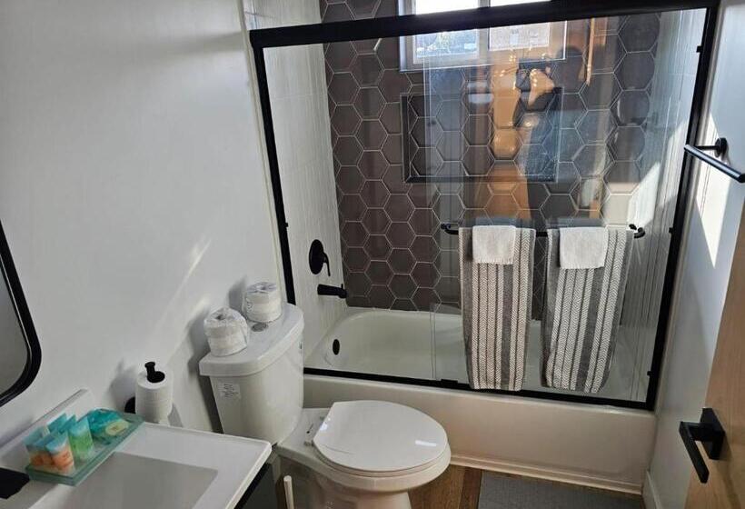Дом 1 Спальня, Stayspro   Hollywood Homes Minutes To Everything Spacious And Free Parking