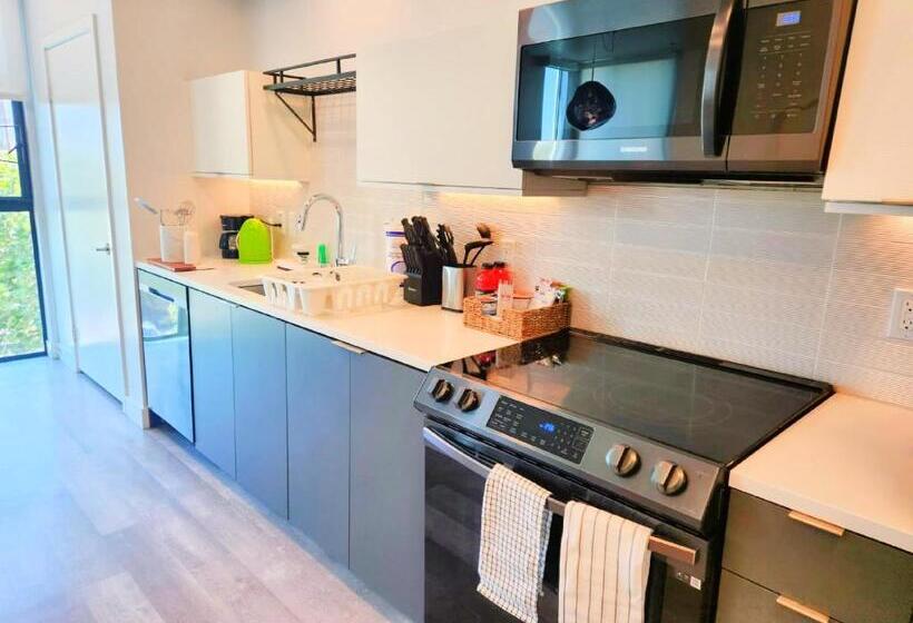 Апартаменты 1 Спальня, Stayspro   Hollywood Homes Minutes To Everything Spacious And Free Parking