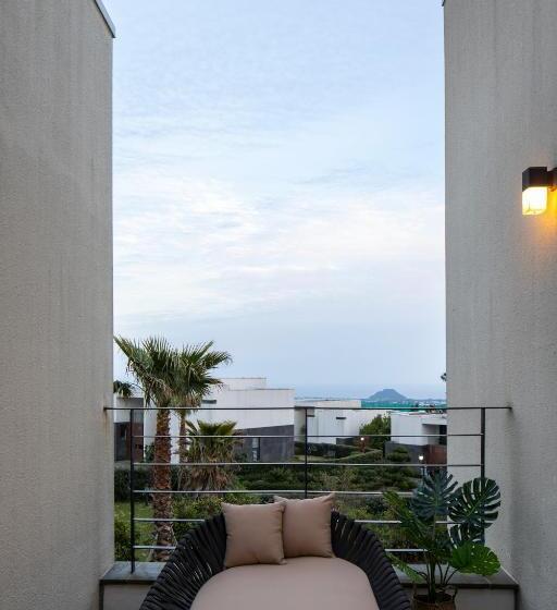 Дом 1 Спальня, Velum Resort
