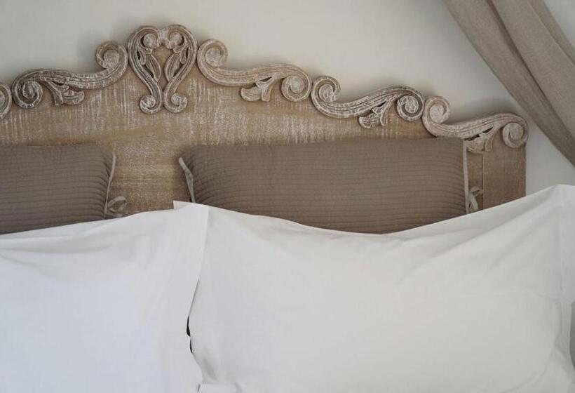 Номер Deluxe с Балконом, Relais Colle Buono