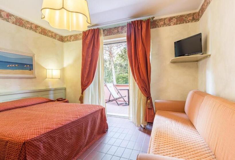 اتاق استاندارد سه نفره, Cavalieri Del Mare