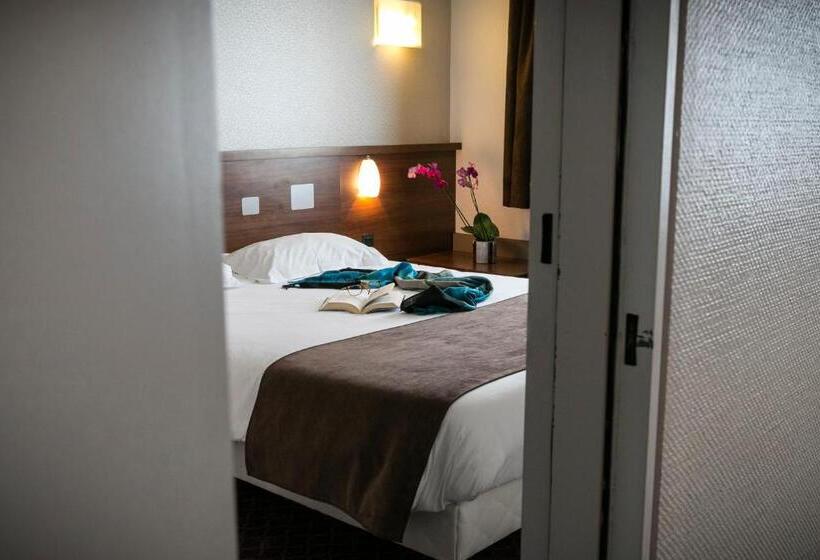 Номер Стандарт, Brit Hotel Rennes Le Castel