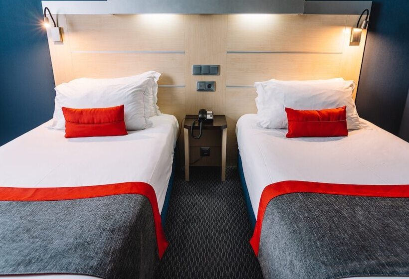 Номер Стандарт, Holiday Inn Express Porto Exponor, An Ihg
