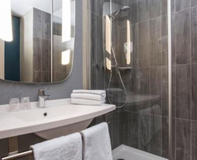 Номер Комфорт, B&b Hotel Marseille Bonneveine